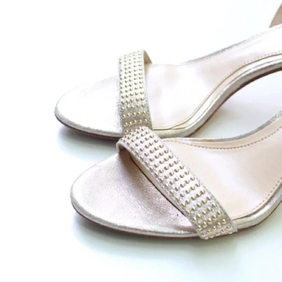 Vince Camuto Imagine sandals - Picture 6 of 10